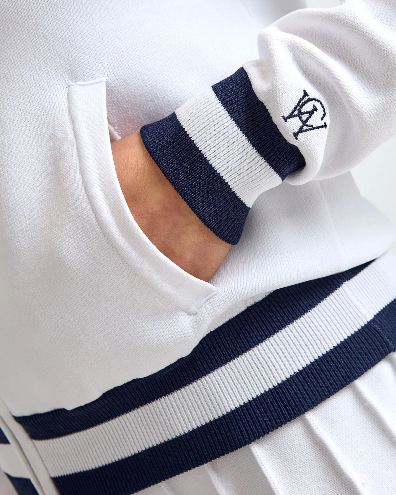 Anne Cardigan White/Legacy Navy - Image 6