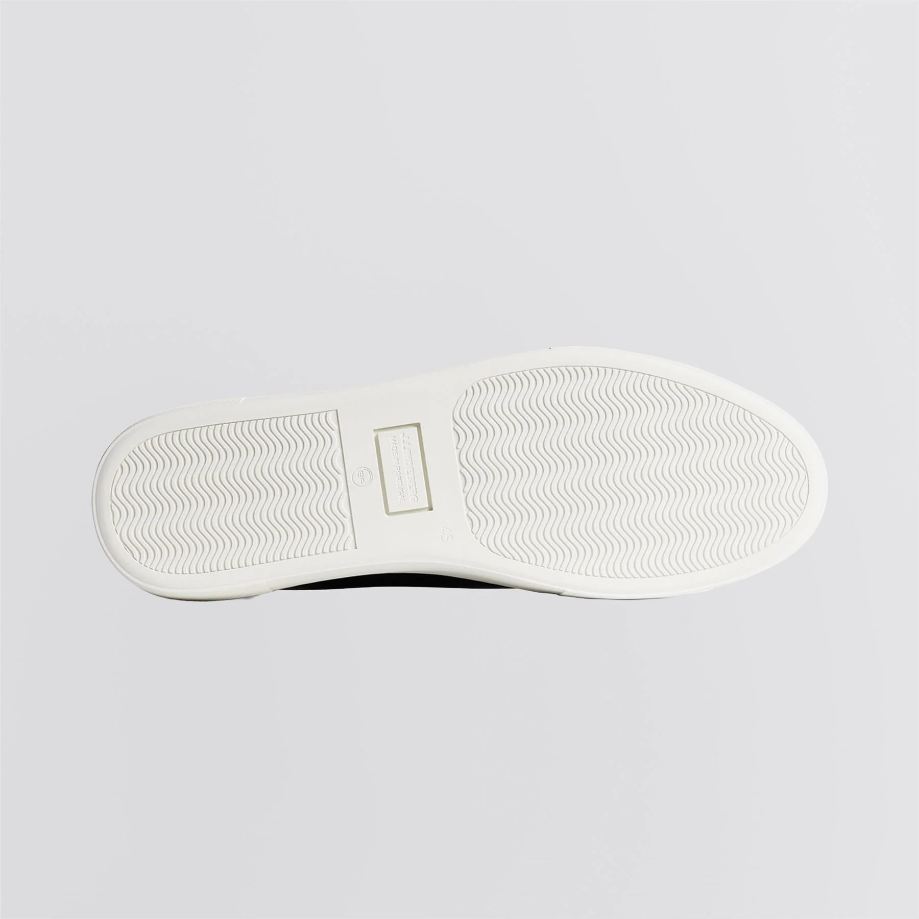 Art Signature Leather Sneakers Black - Image 4