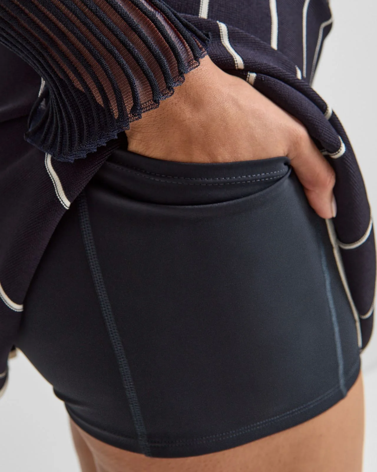Aurora Skirt Midnight - Image 7