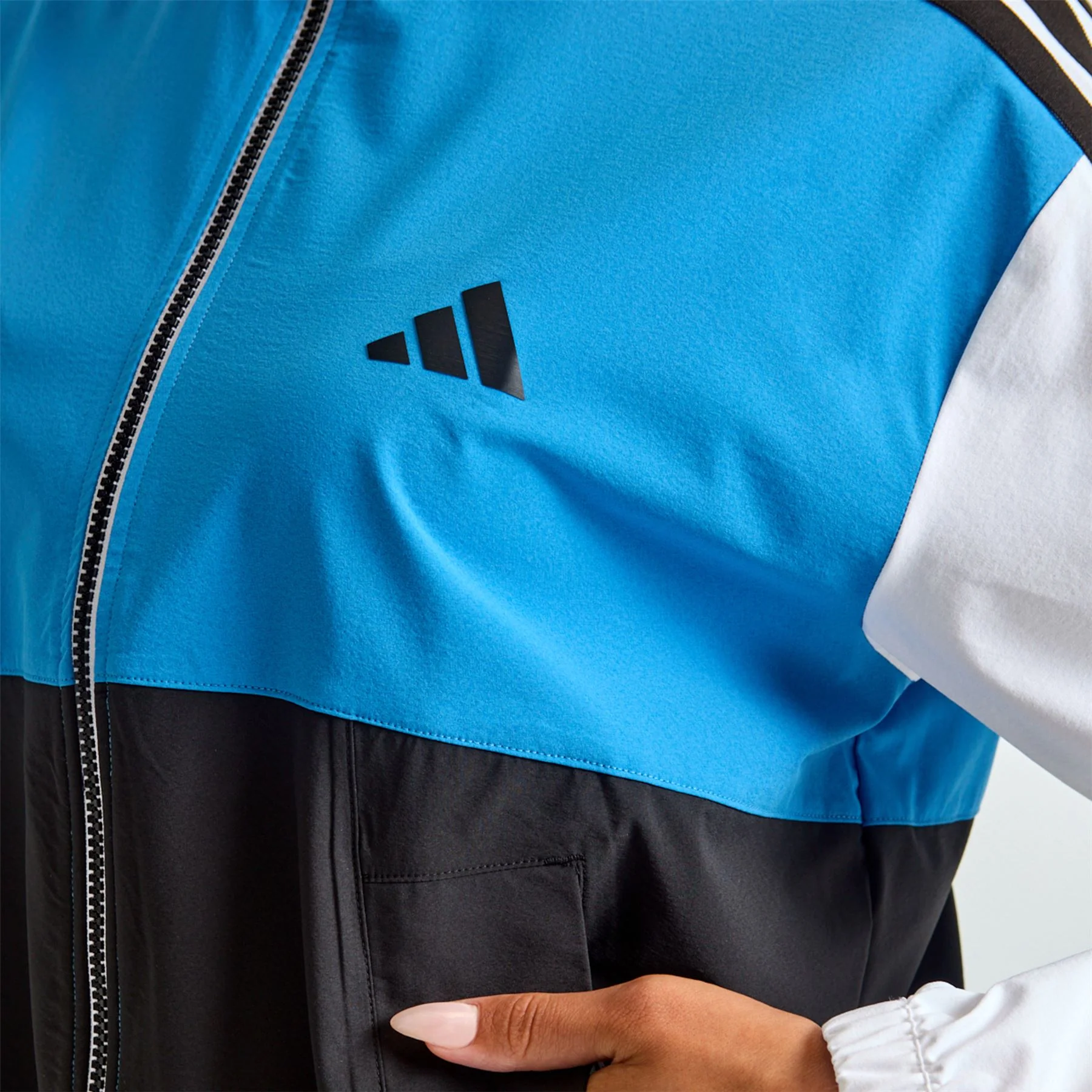 Beyond The Course Colour Block Twistweave Full Zip Jacket Lucid Ray Blue - Image 7