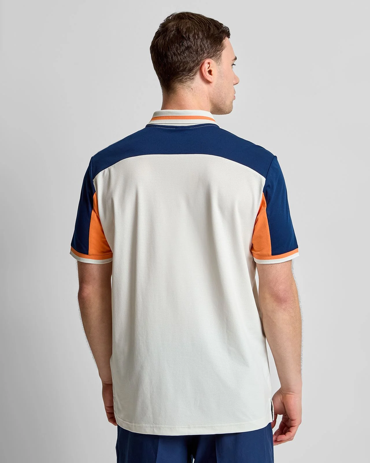 Beyond The Course Vent Twistknit Polo Orbit Grey/Collegiate Navy - Image 2