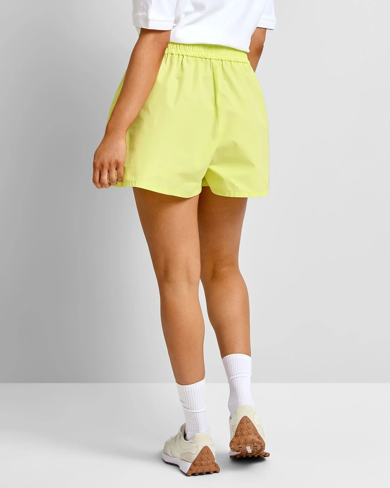 Casey Shorts Sunny Lime - Image 2