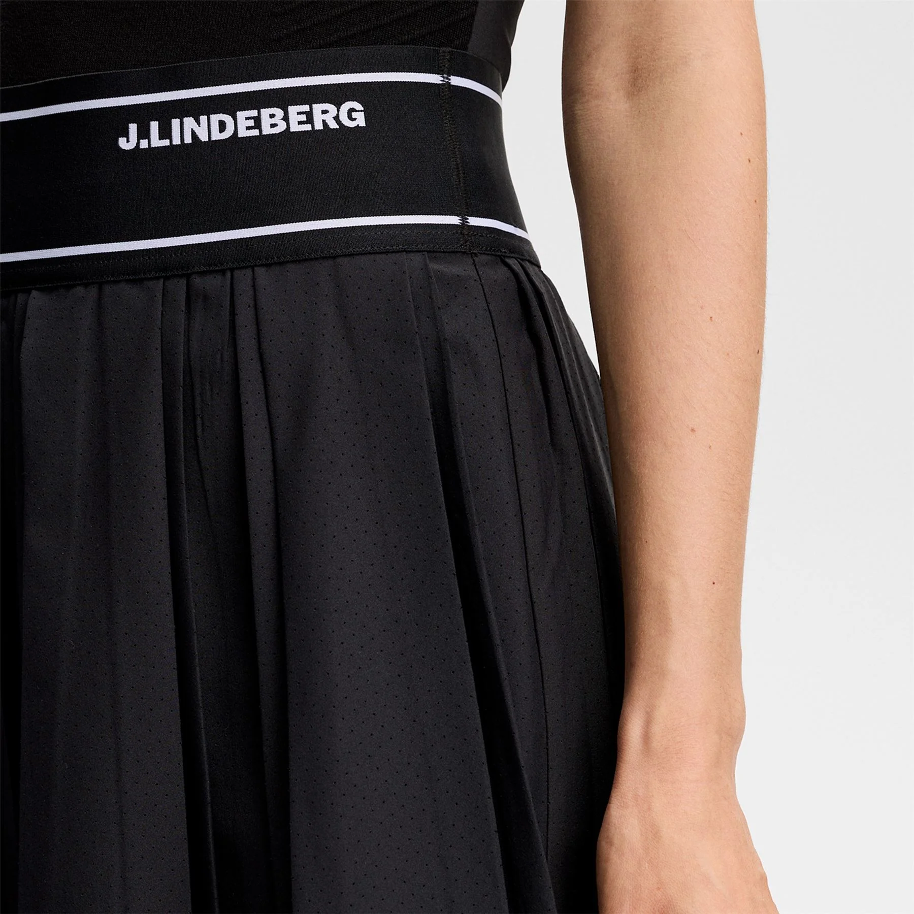 Cheryl Skirt Black - Image 4