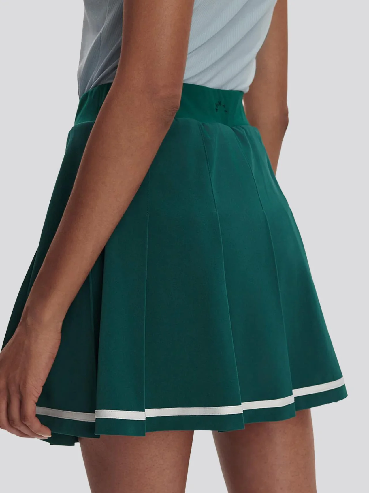Clarendon 2.0 High Rise 16 Inch Skort Forest/White - Image 3