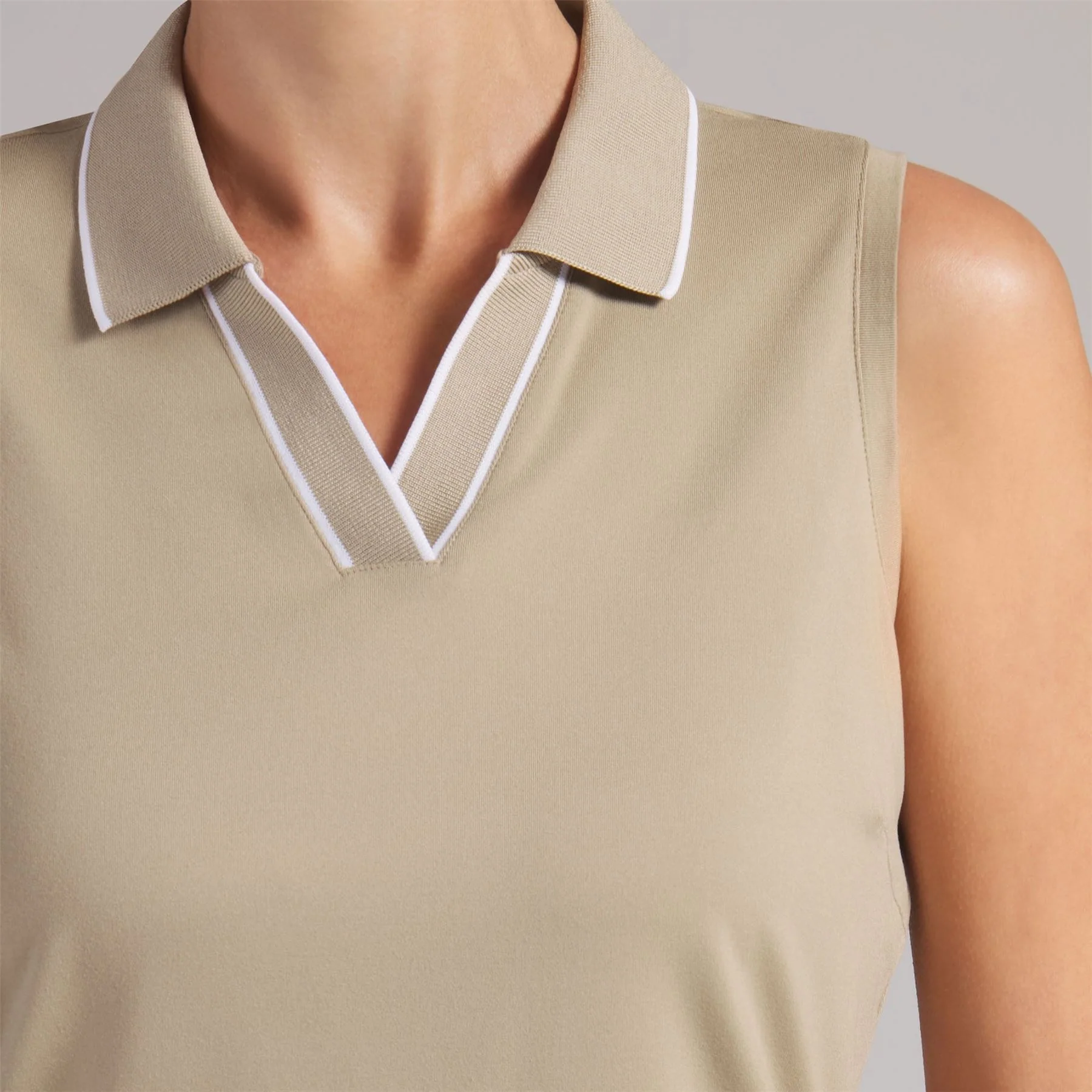 Cloudspun Essential Sleeveless Polo Shirt Iced Coffee - Image 3