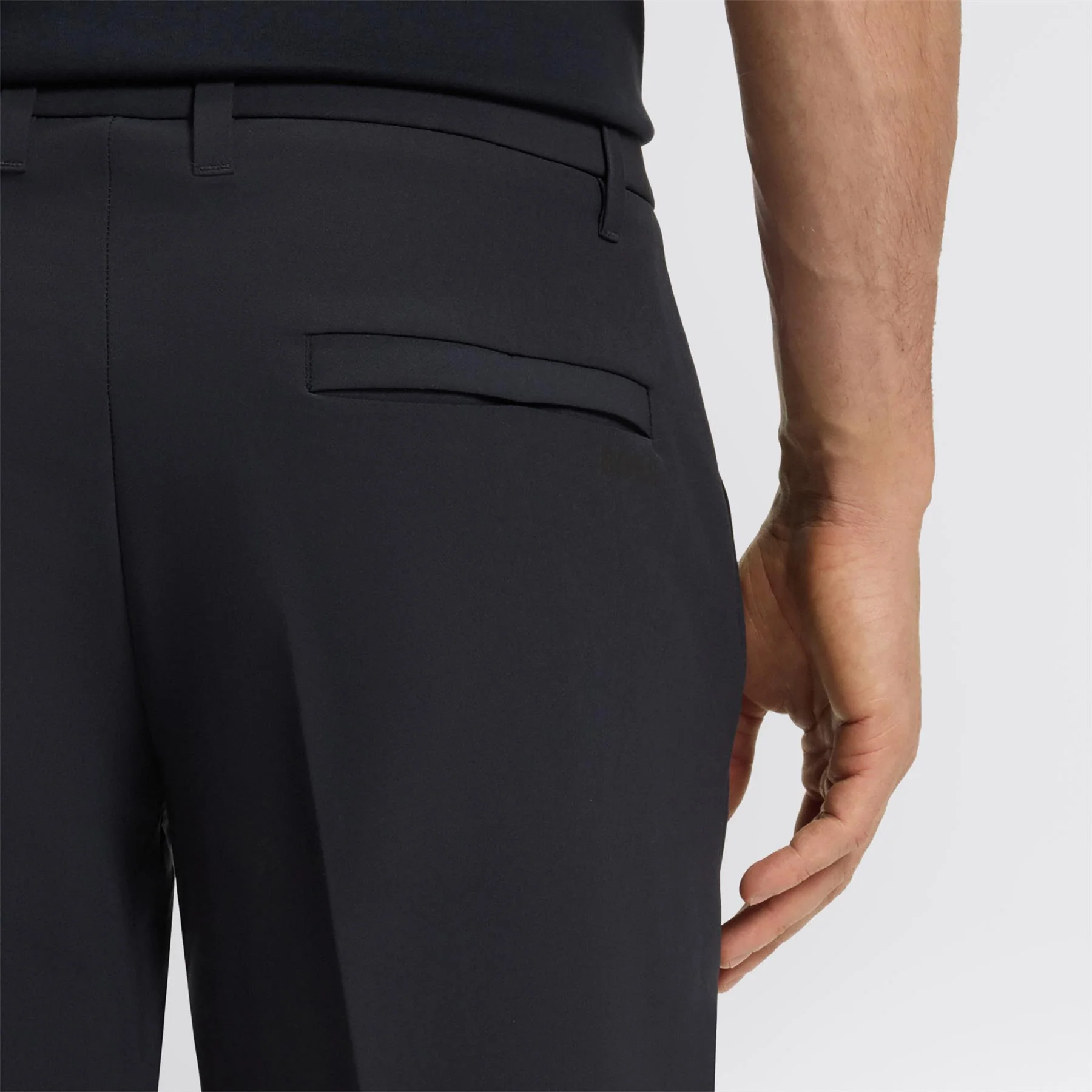 Commuter 10.5-Inch Shorts Dark Blue - Image 6