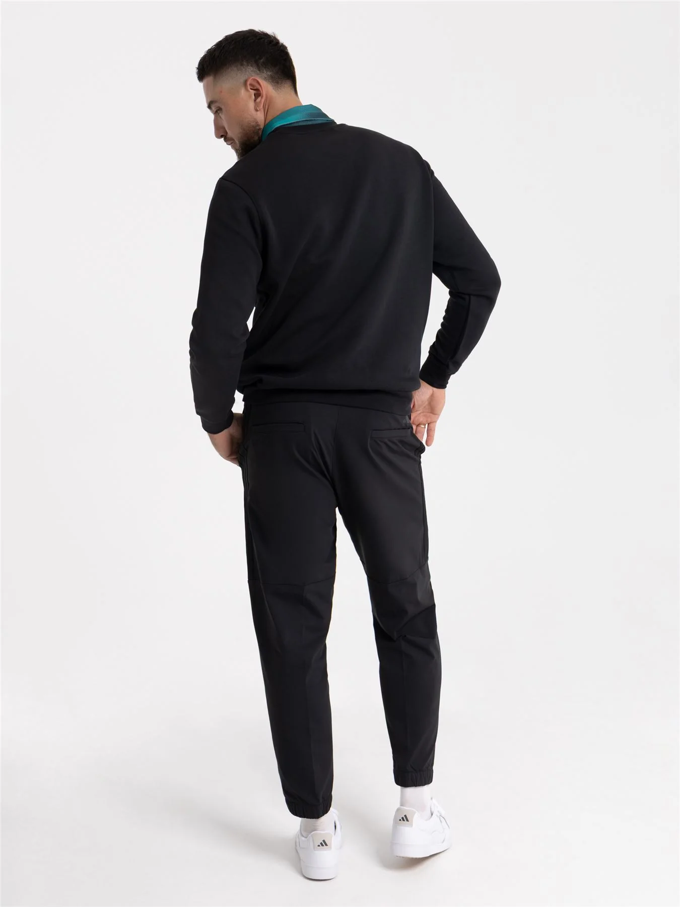 Core Crew Neck Regular Fit Sweatshirt Black - Image 4