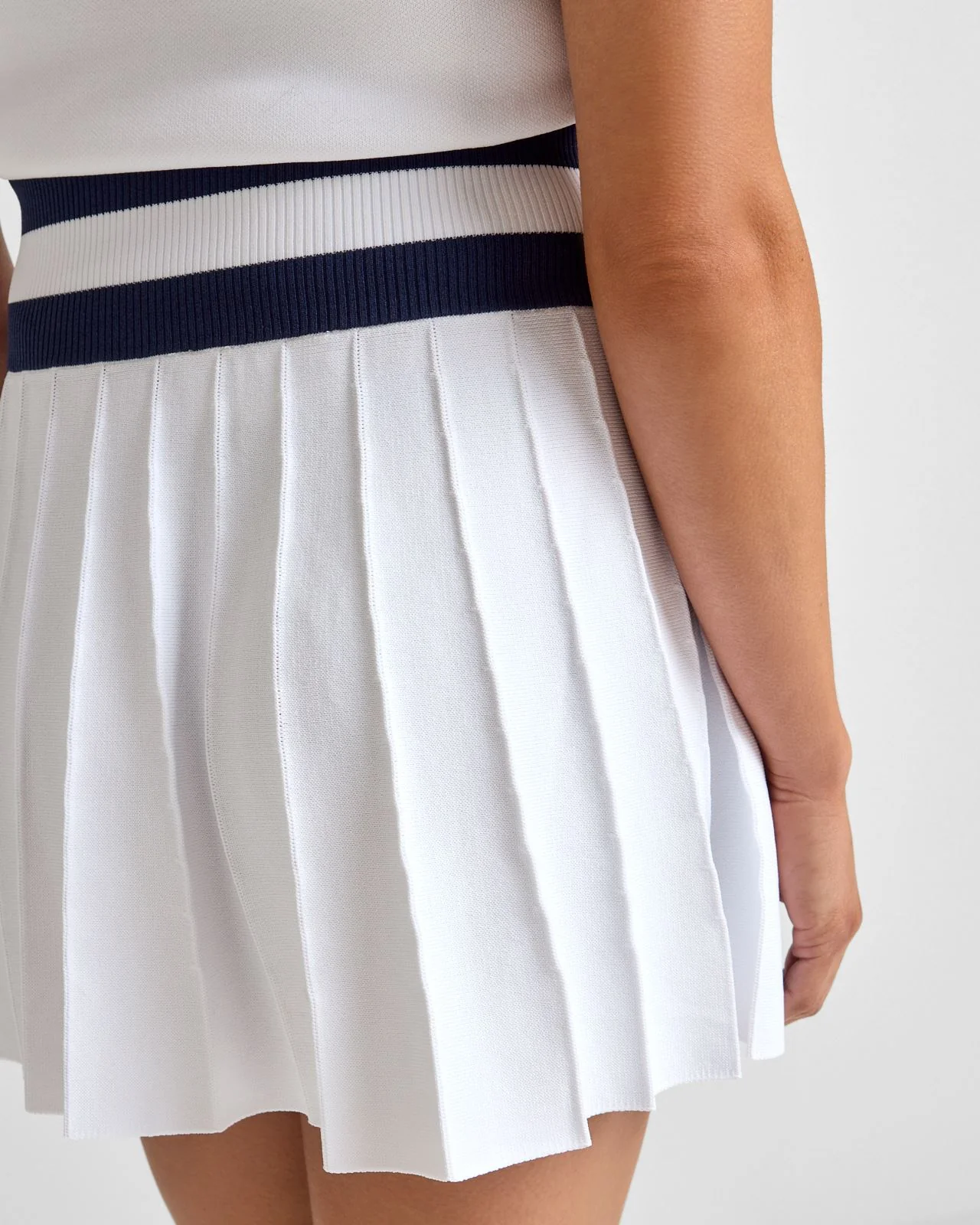 Frankie Skirt White/Legacy Navy - Image 5