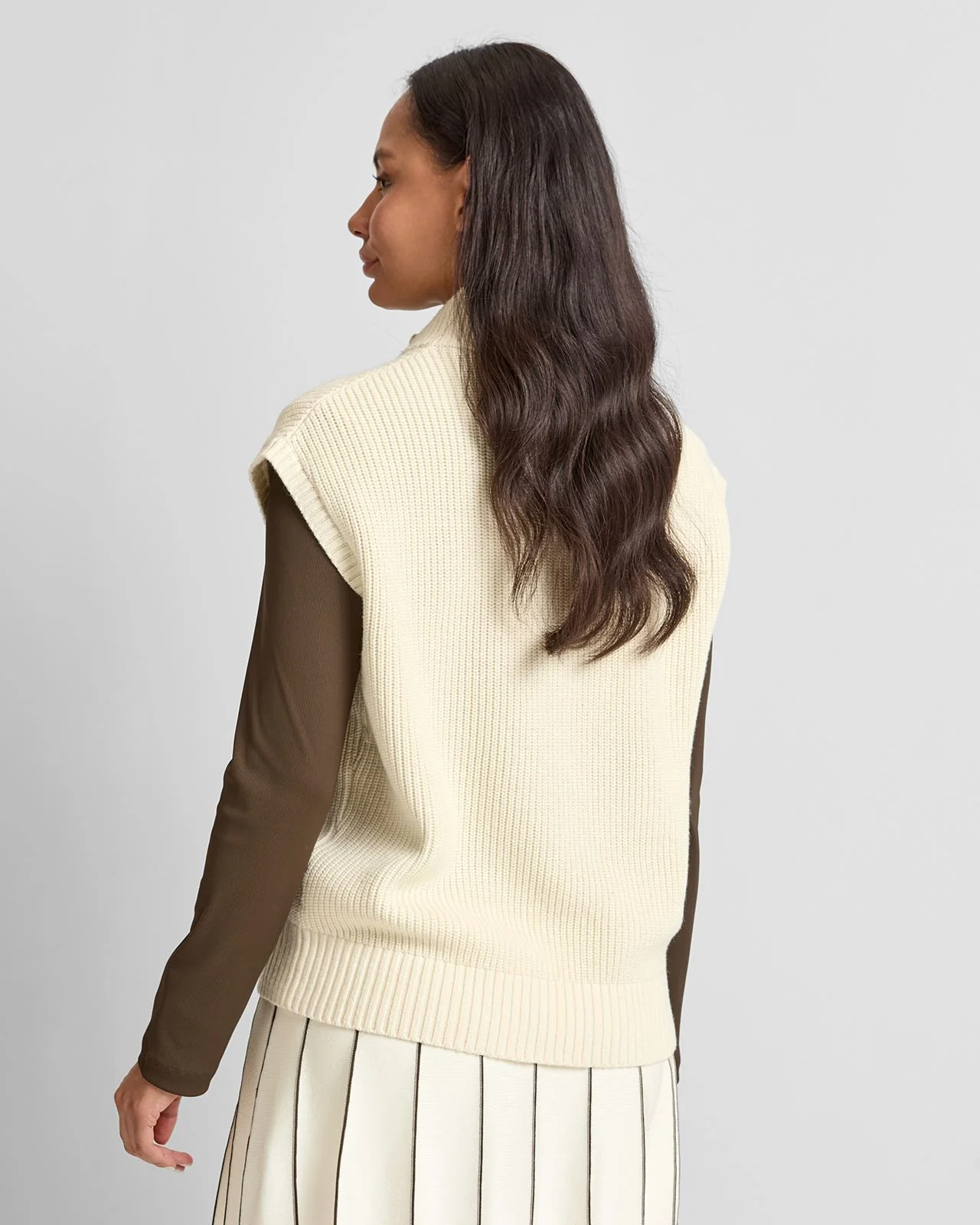 Iva Sweater Vest Cream - Image 2