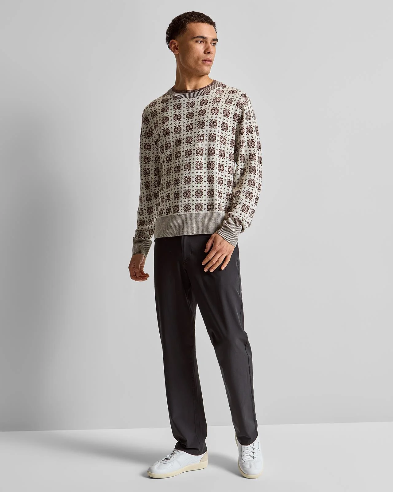 Knit Crewneck Cream - Image 3