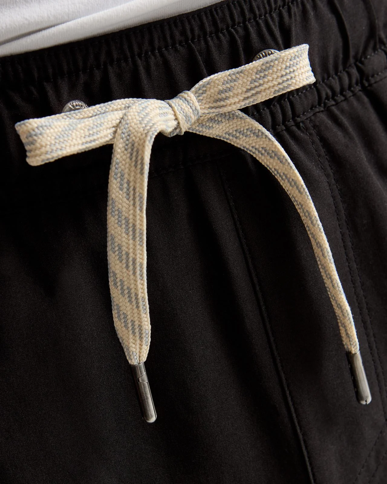 Kore 7-Inch Lined Short Black - Image 5