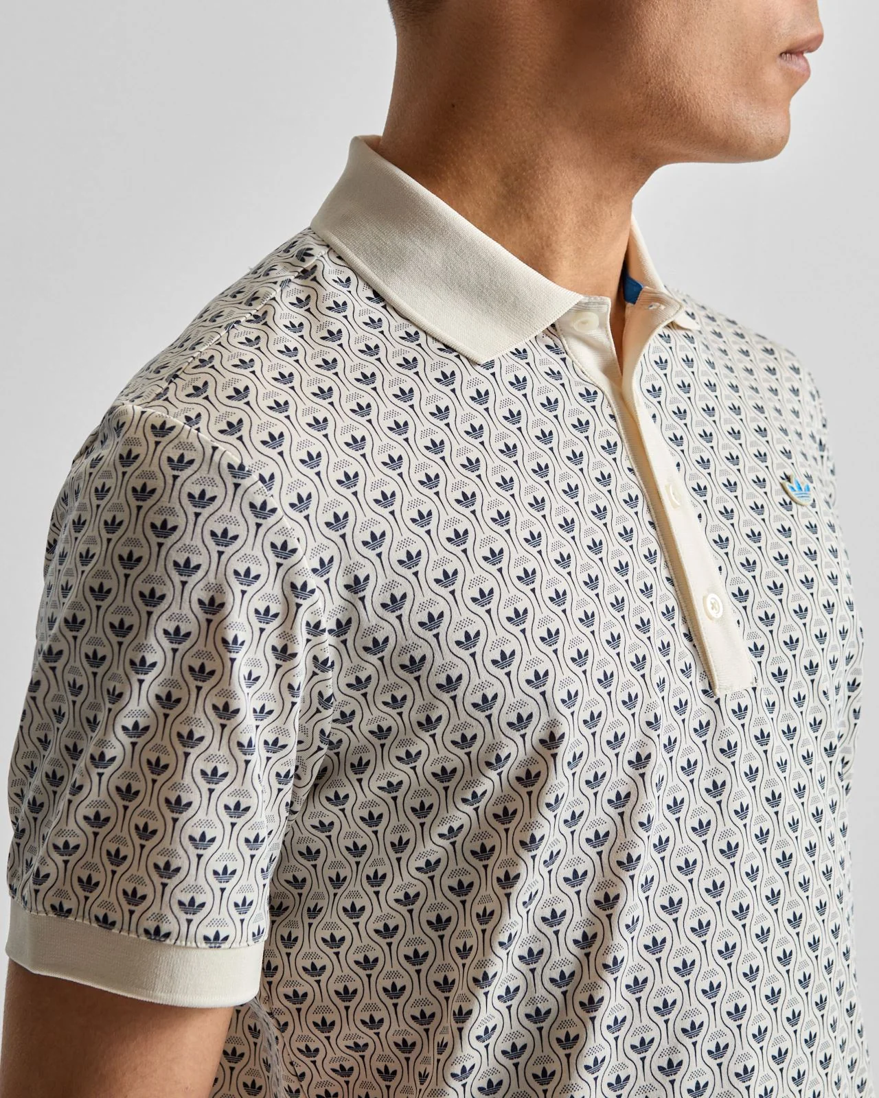 Originals All Over Trefoil Polo Chalk White/Night Indigo - Image 5