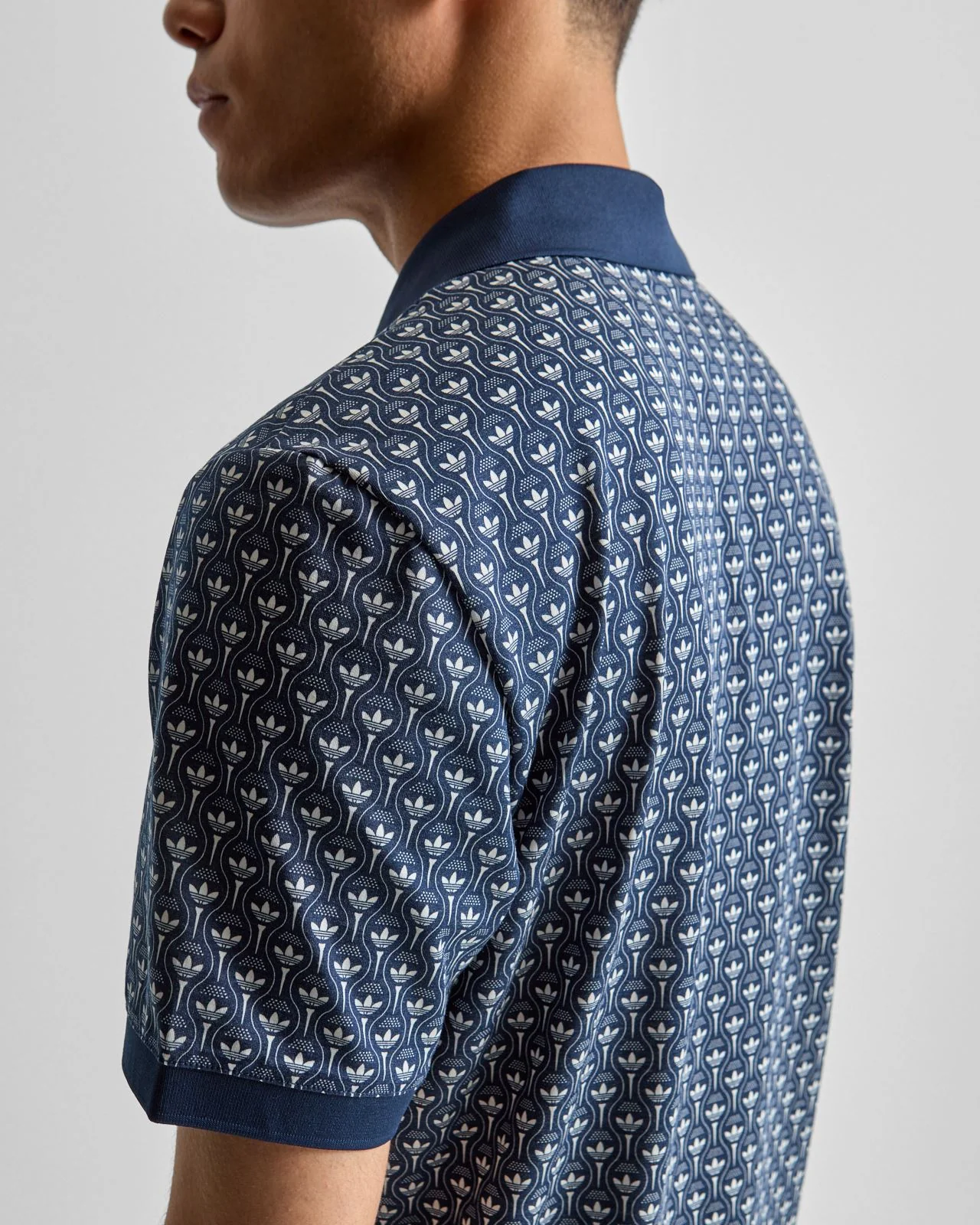 Originals All Over Trefoil Polo Night Indigo/Chalk White - Image 5