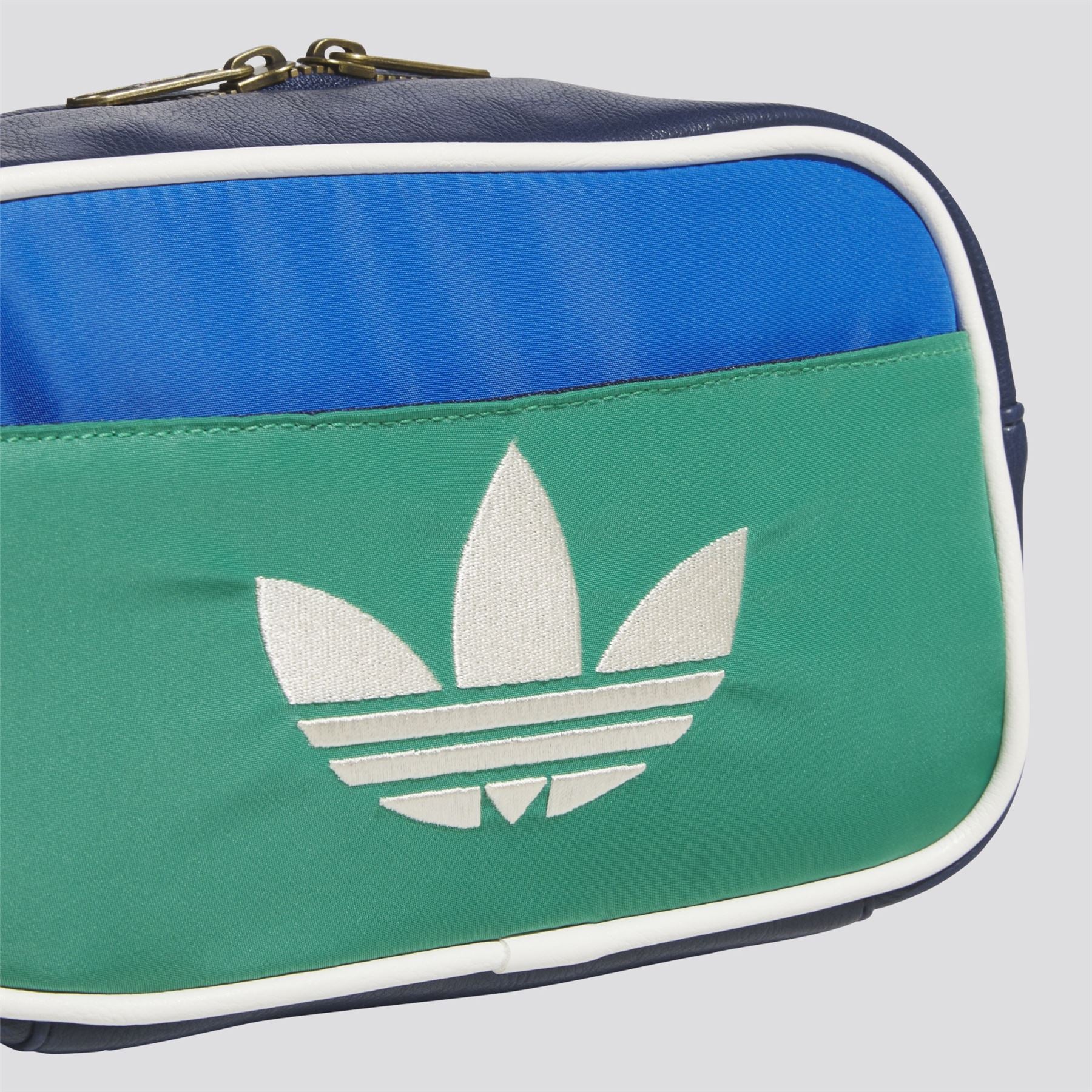 Originals Valuable Pouch Bag Court Green - Image 5