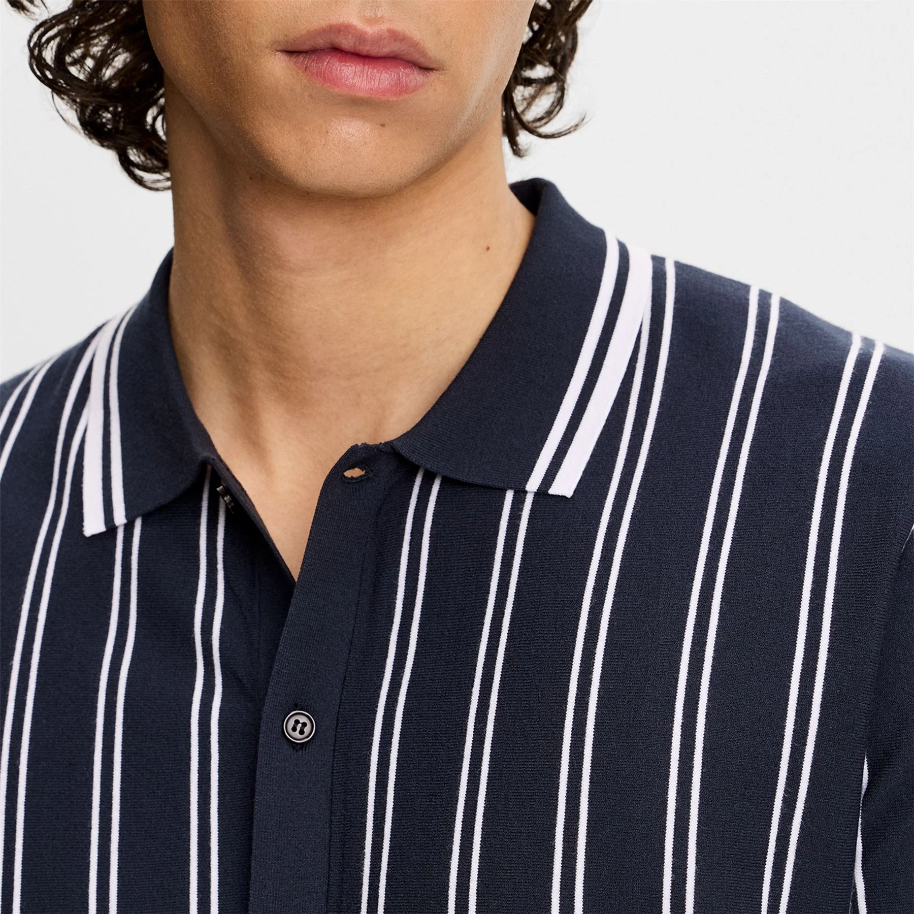 Rue Knit Shirt JL Navy - Image 4