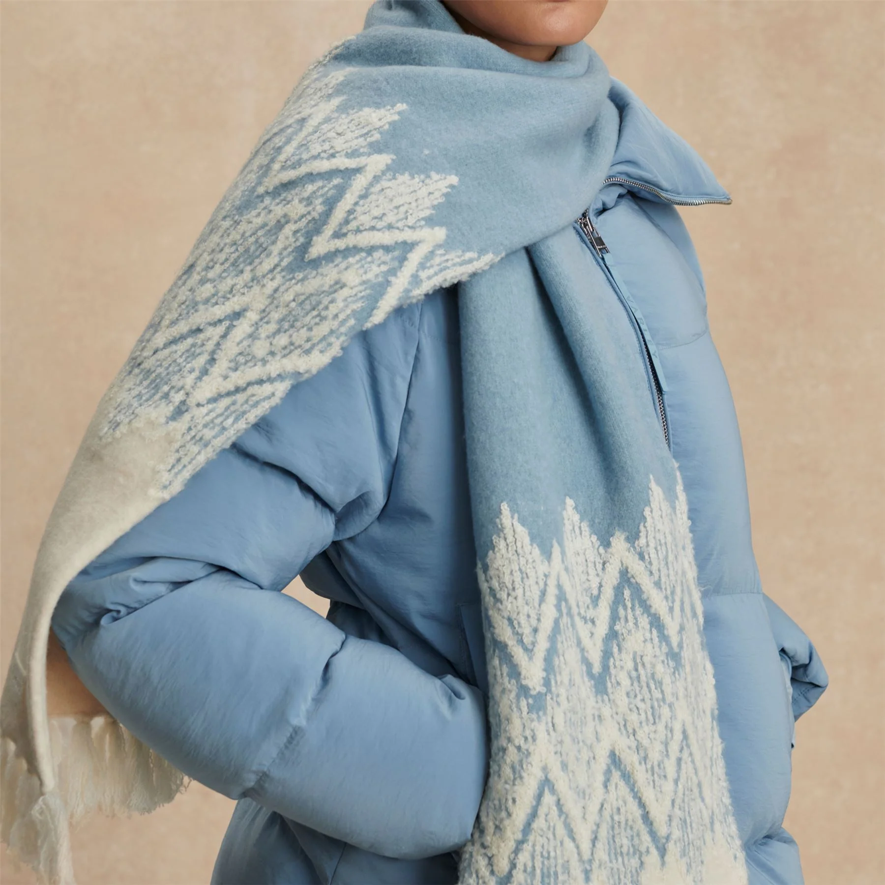 Sebastian Jacquard Scarf 2.0 Ashley Blue - Image 3