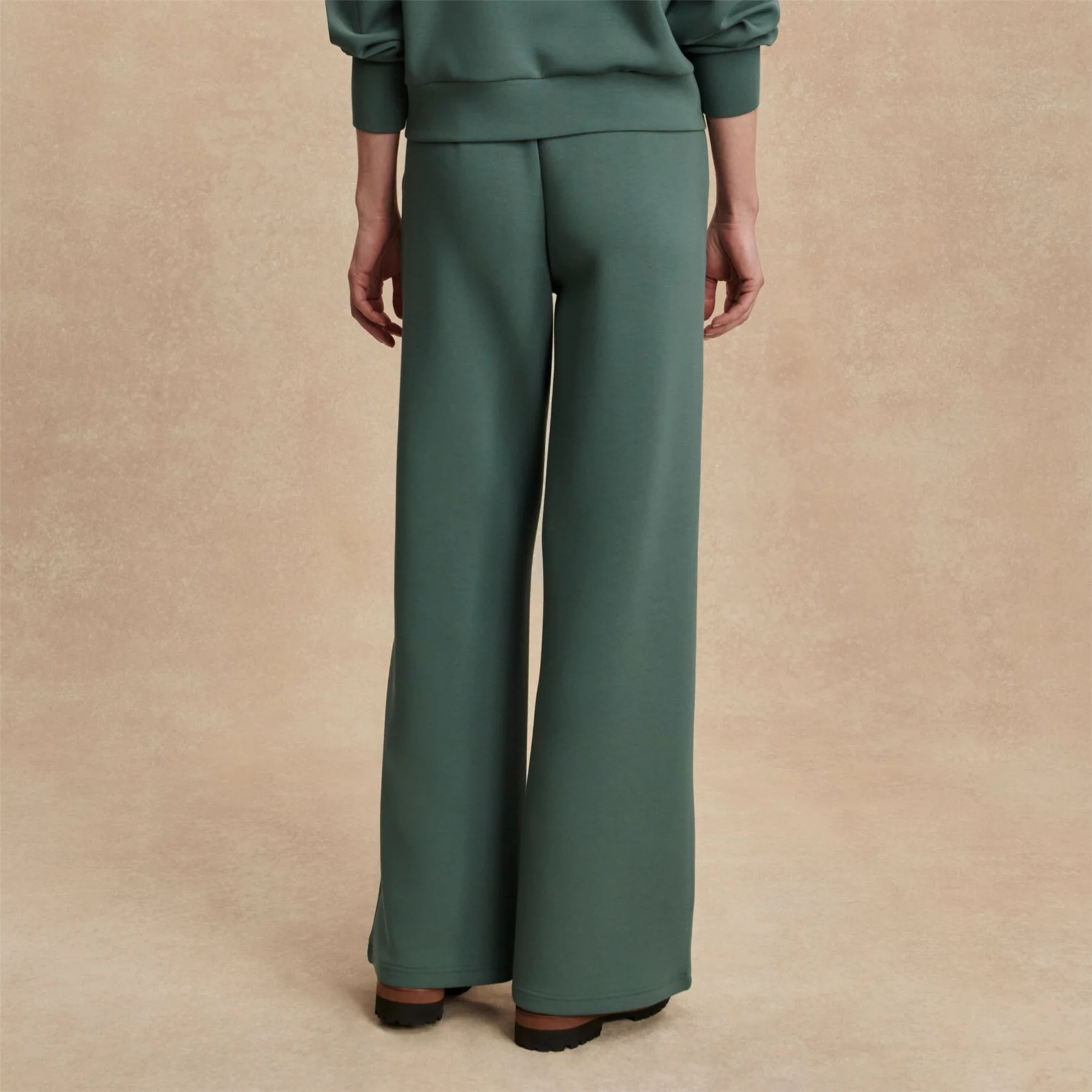 The Extra Wide Leg 29.5 Inch Trousers Dark Forest - Image 2