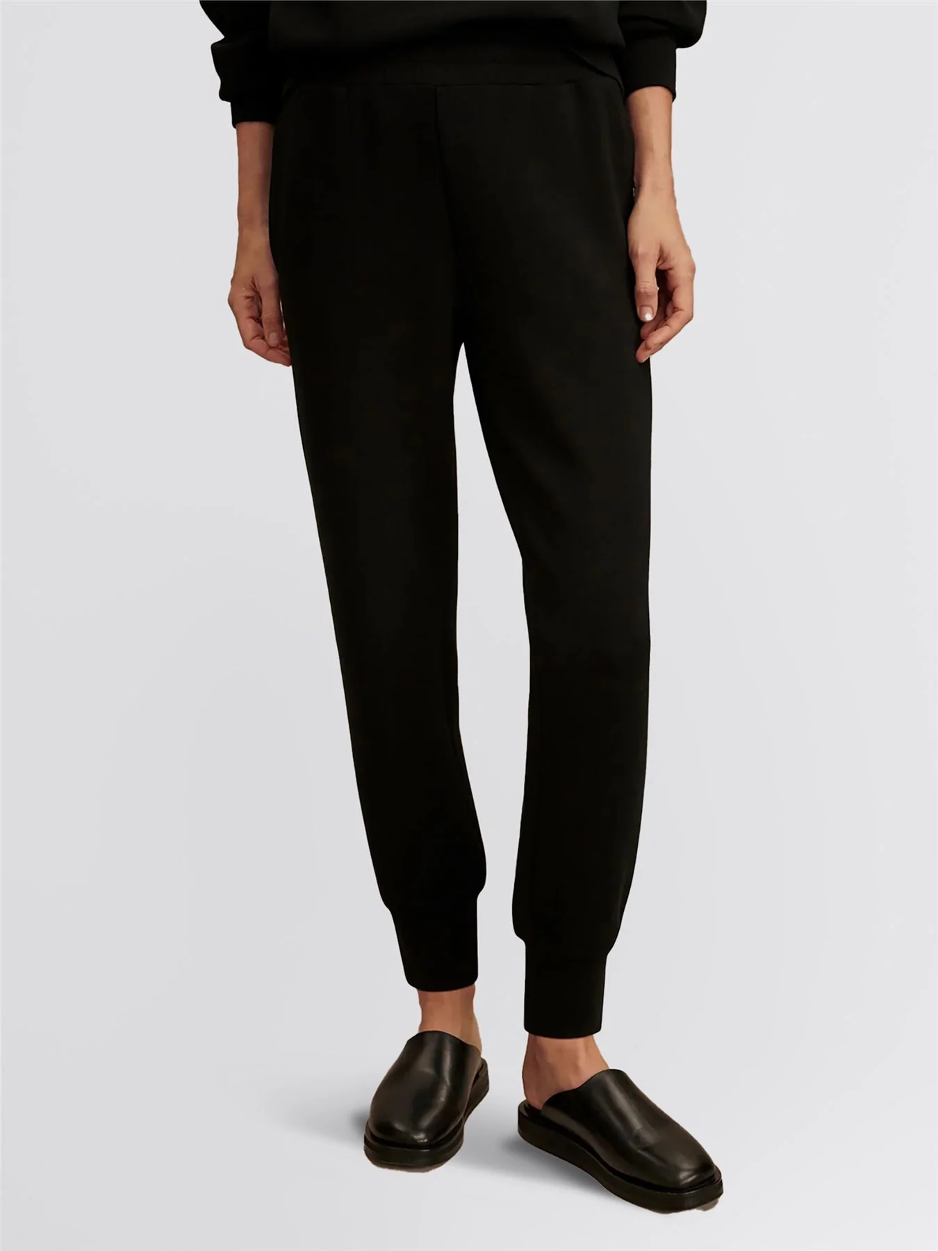 The Slim Cuff 25-Inch Trousers Black