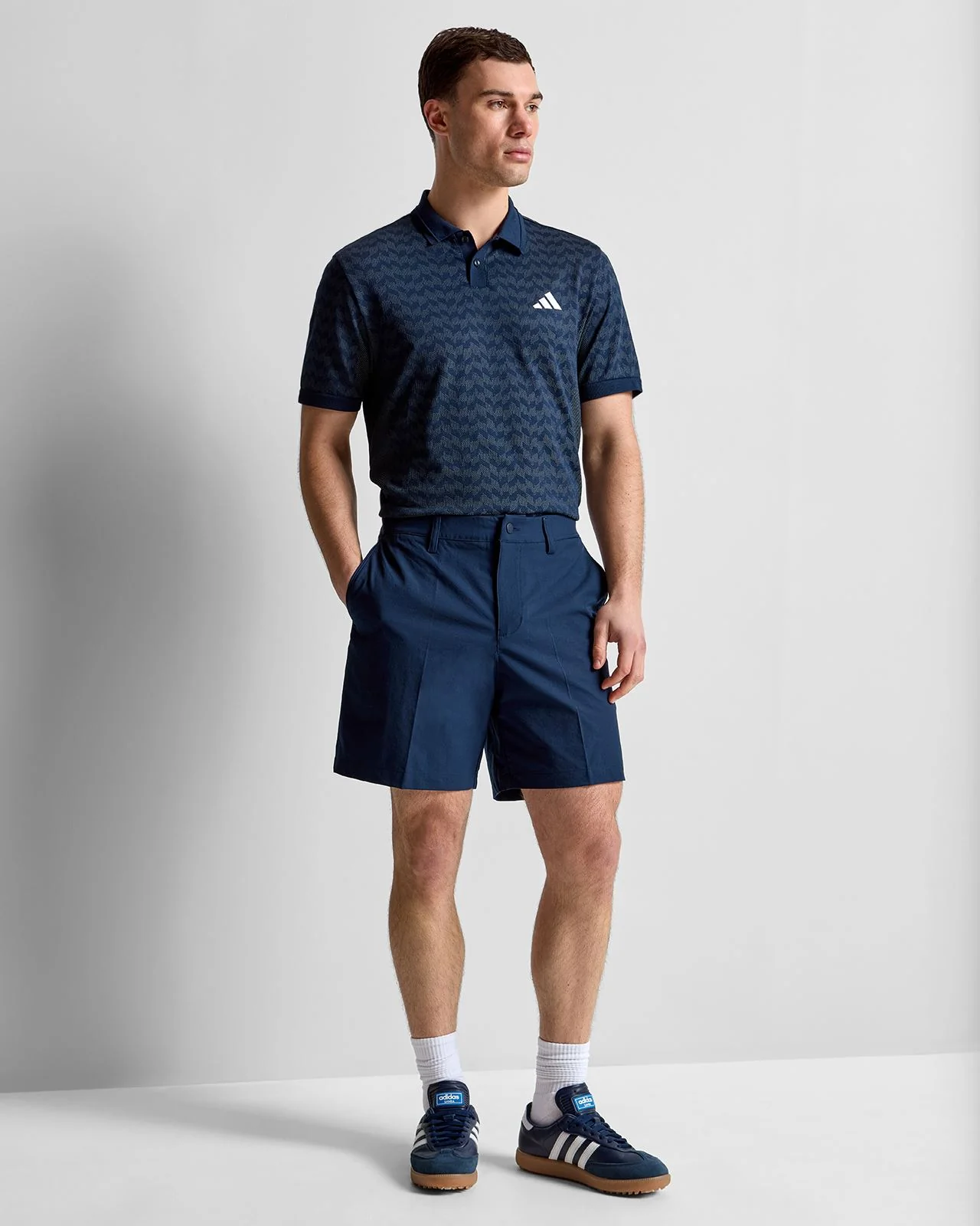 Ultimate365+ 7-Inch Shorts Collegiate Navy - Image 3