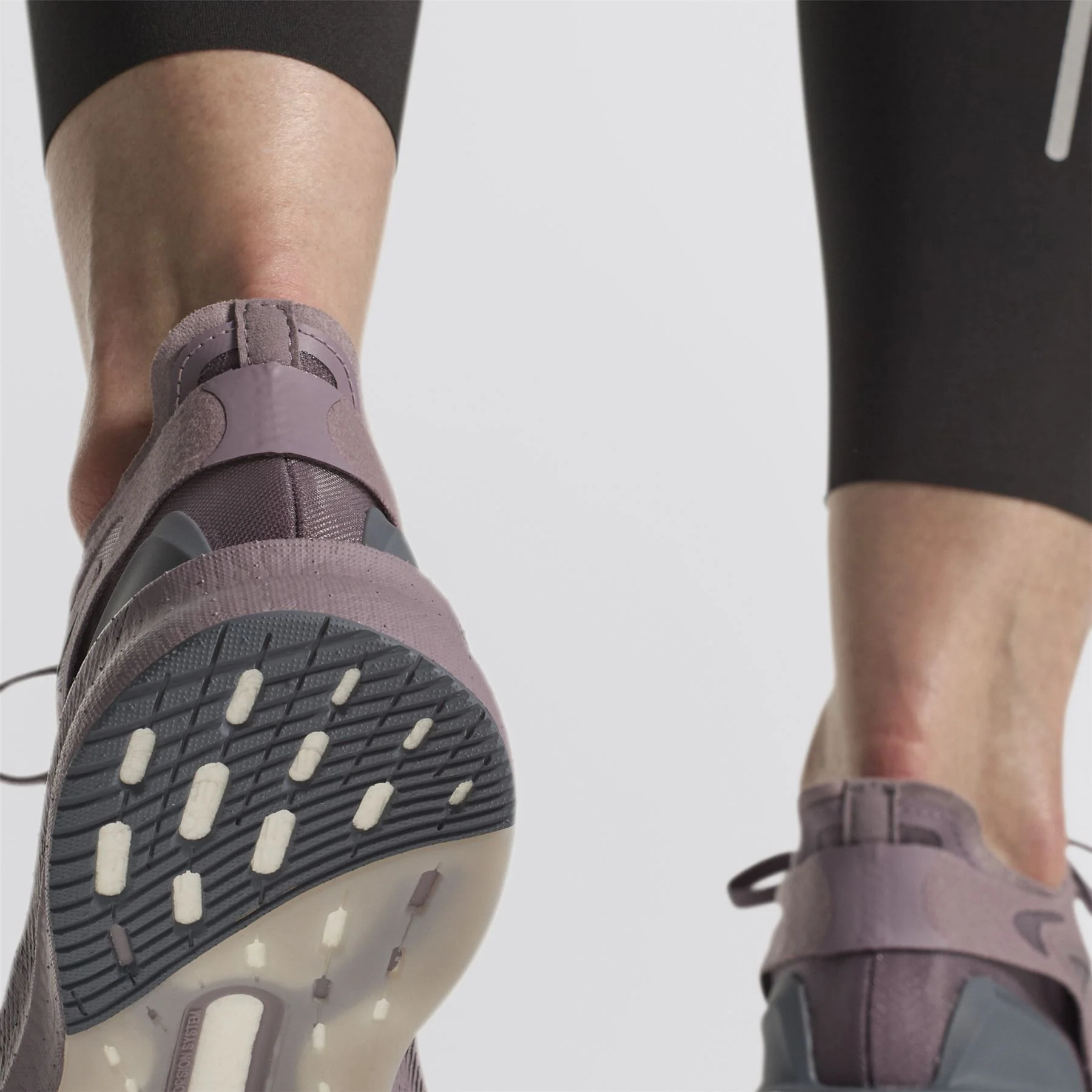 Ultraboost 5 Legacy Purple/Light Solid Grey/Onix - Image 8