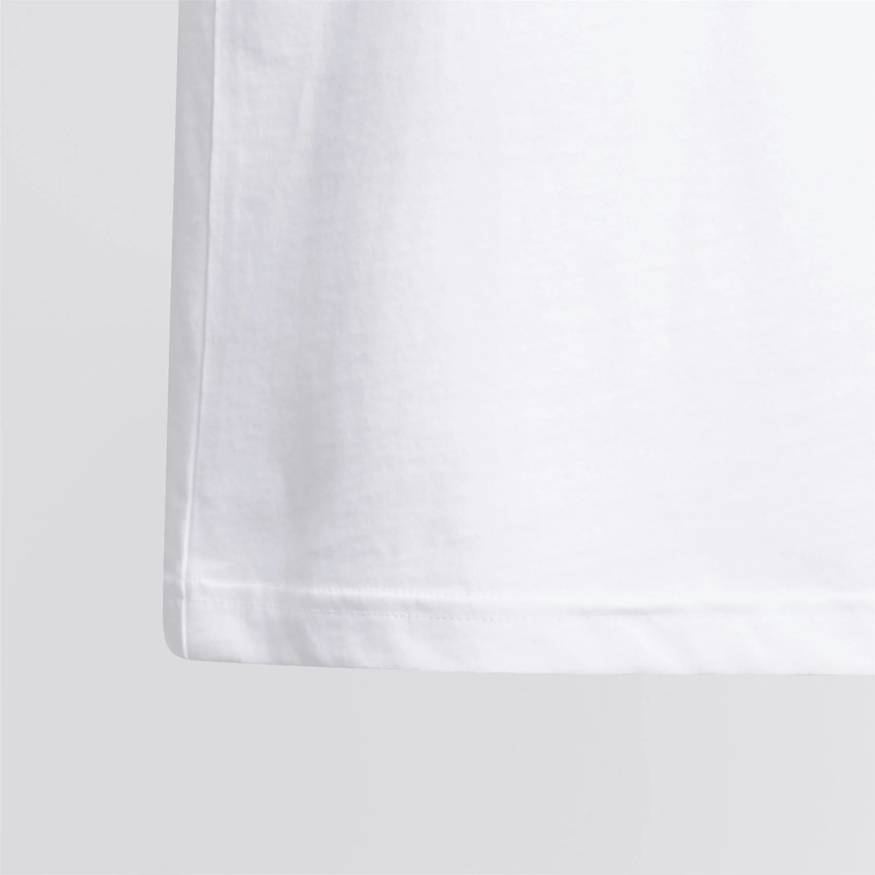 Unisex Juniors Graphic T-Shirt White - Image 3