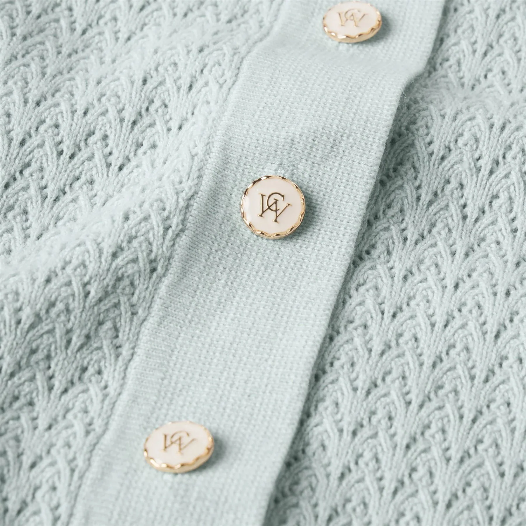 Victoria Polo Porcelain - Image 2