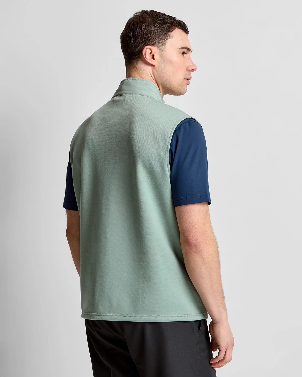 Winsome Hybrid Gilet Willow - Image 2