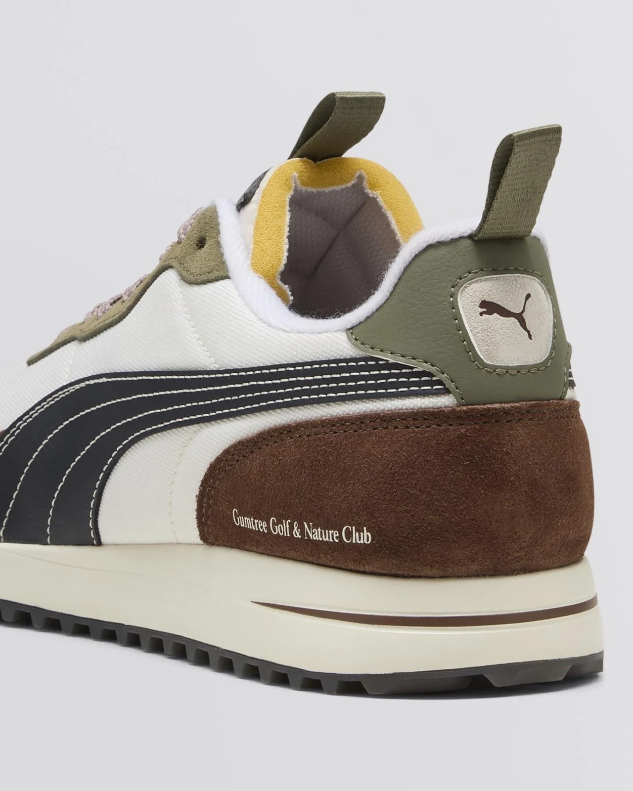 x GGNC Helsinki G Spikeless Golf Shoe Warm White/Flat Dark Gray/Dark Sage - Image 3